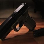 کراچی، شاہ لطیف میں پولیس مقابلہ، 3 ڈاکو زخمی حالت میں گرفتار، 3 فرار