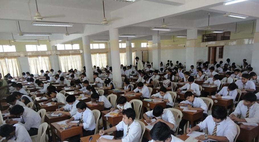 کراچی میں میٹرک سائنس کے نتائج کا اعلان، 99 اعشاریہ 8 فیصد طلباء کامیاب