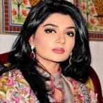 شہرت کیلئے حساس موضوع پر مذاق، سوشل میڈیا صارفین کا عفت عمر پر پابندی کا مطالبہ