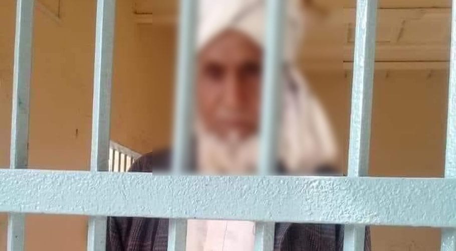 اوکاڑہ میں 70 سالہ امام مسجد کی 10 سالہ بچی سے زیادتی، ملزم گرفتار