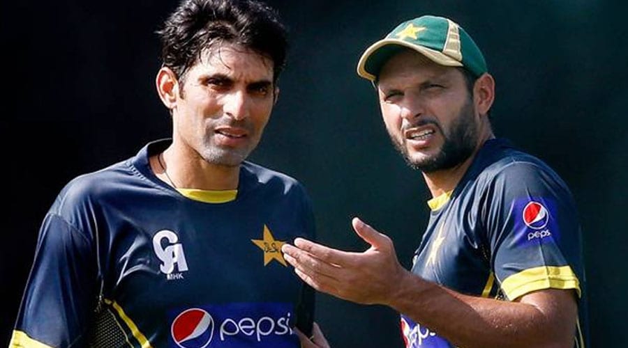آفریدی نے ورلڈکپ 2011 کے سیمی فائنل میں شکست کا ذمہ دار مصباح کو ٹھہرادیا