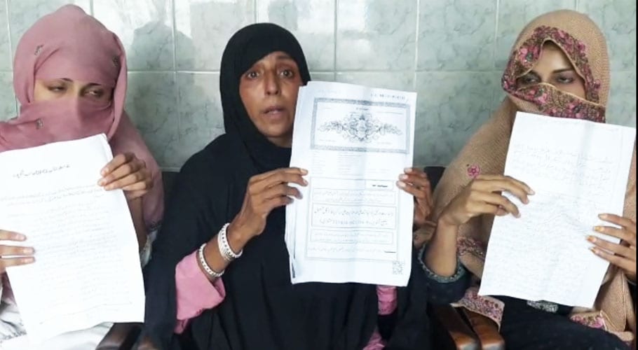 با اثر افراد کا خاتون کے گھر پردھاوا، مارپیٹ، خاوند کو اغواء کرلیا