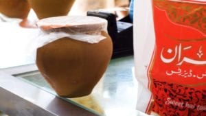 3 famous places of delicious juicy rubber in Karachi