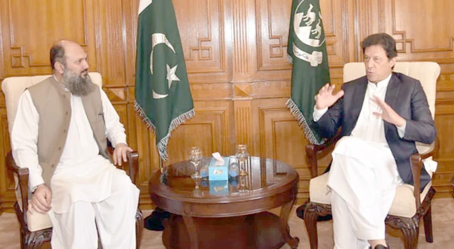 PM Imran Khan reaches Quetta, meets Balochistan CM