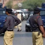 کراچی، بھینس کالونی میں مبینہ پولیس مقابلے میں 3 ڈاکو ہلاک، پولیس کا 1 جوان شہید