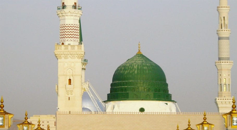 مدینہ منوّرہ میں لاک ڈاؤن نرم، روضۂ رسول ﷺ زیارت کیلئے کھول دیا گیا