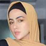 دین سے قربت، بھارتی اداکارہ ثناء خان نے شوبز انڈسٹری کو خیر باد کہہ دیا