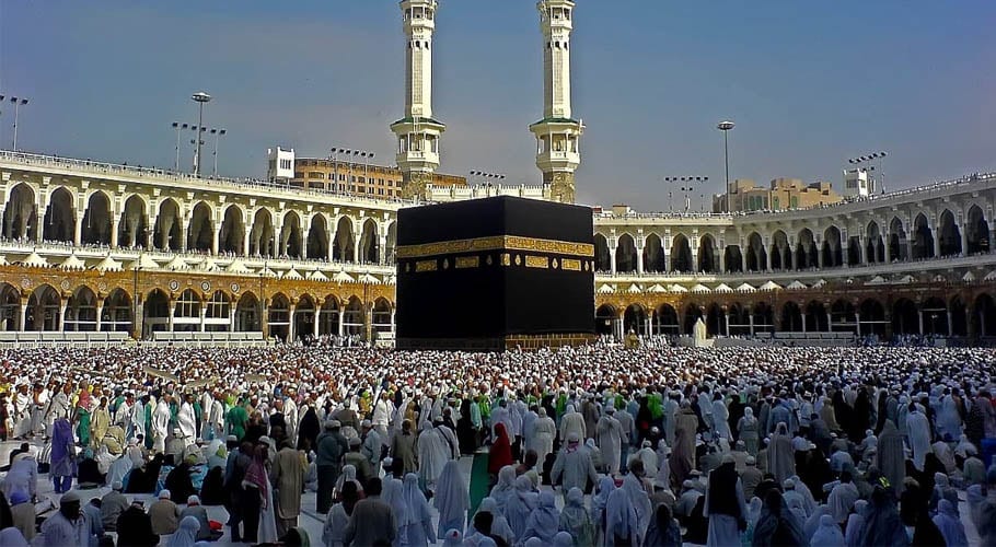 ملک بھر میں ٹریول ایجنٹس نے عمرے کی بکنگ شروع کردی