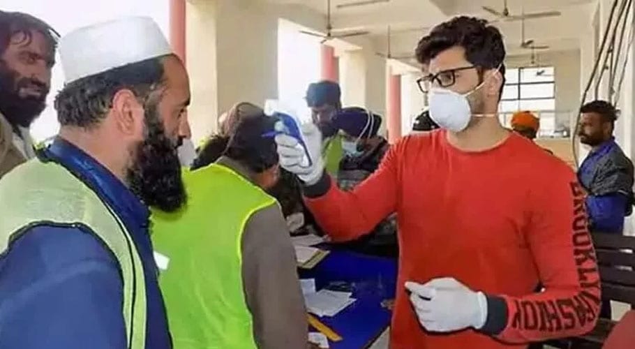 corona claims more 32 lives in pakistan