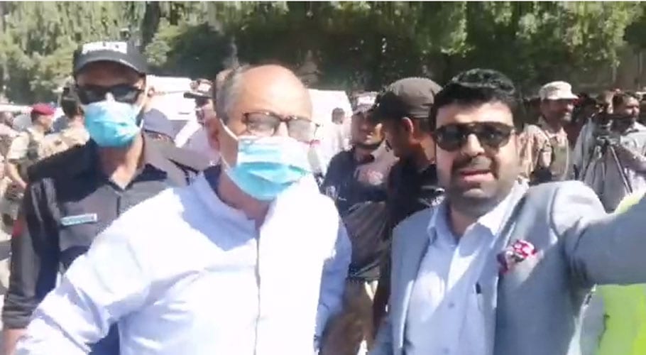 saeed ghani is reviewing rescue operations in gulshan e iqbal