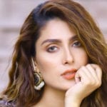 عائزہ خان کے انسٹاگرام پر 12 لاکھ فالوورز ہوگئے