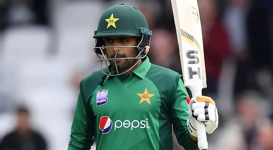 انگلینڈ سے عبرتناک شکست، بابر اعظم ساتھیوں کا اعتماد بڑھانے میں مصروف