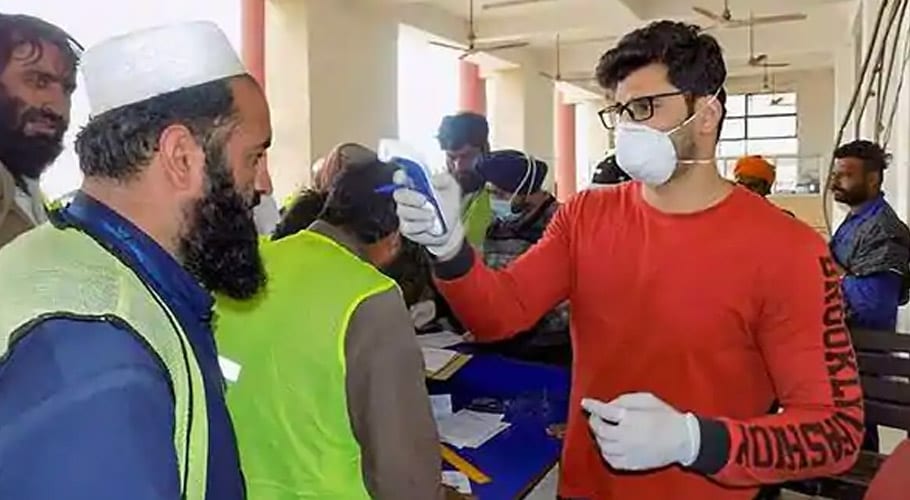 پاکستان میں کورونا کے 2 ہزار 443نئے کیسز رپورٹ، 32 مزید شہری جاں بحق
