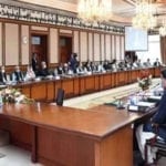 ملک دوبارہ لاک ڈاؤن کا متحمل نہیں ہوسکتا، صنعتیں بند نہیں کریں گے، وزیر اعظم