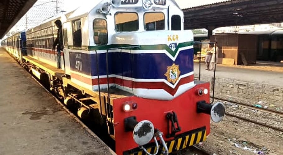 8 trains canceled due to shortage of passengers in Karachi