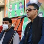 اسحاق ڈار کو نواز شریف کی طرح پاکستان کی ہوا راس نہیں آتی۔اسد عمر