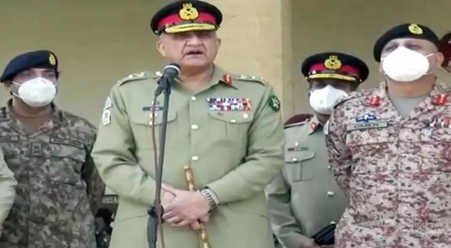کمانڈرز نئے چیلنجز سے نمٹنے کیلئے عصر حاضر کی ضروریات سے باخبر رہیں، سپہ سالار