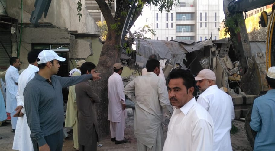 اسلام آباد میں ناجائز تجاوزات کی بھرمار سے شہر کی خوبصورتی ماند پڑ گئی۔عوامی رائے