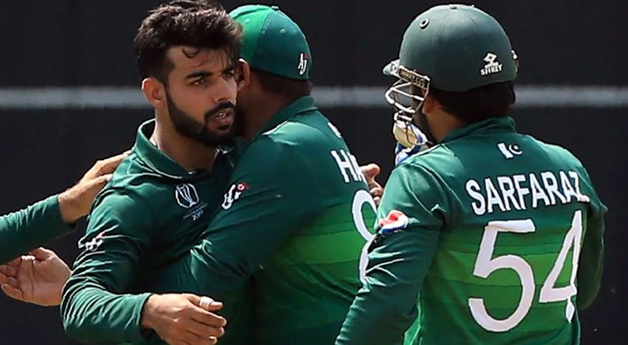 کپتان شاداب خان نے ٹی ٹوئنٹی کیلئے 15 رکنی قومی کرکٹ ٹیم کا اعلان کردیا