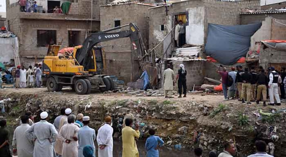 کراچی میں محمود آباد نالے کے اطراف جمعے سے بڑا آپریشن شروع ہوگا۔ڈی سی ایسٹ