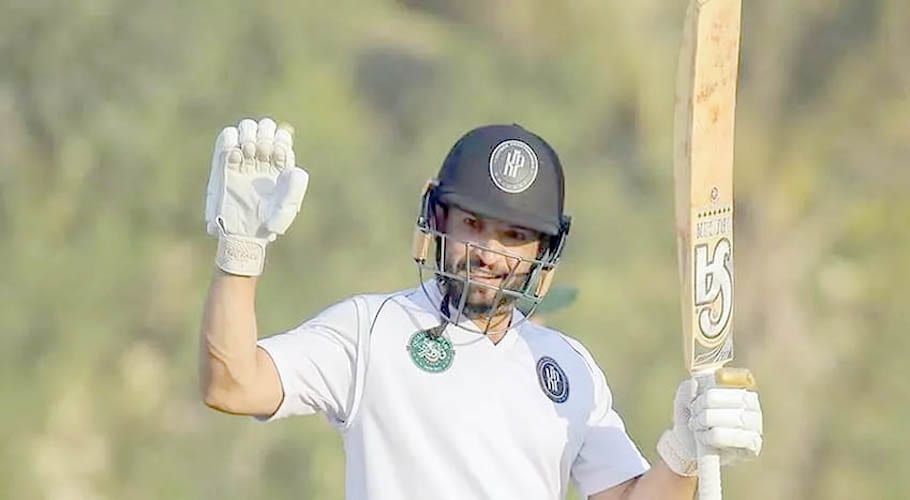 KP’s Kamran Ghulam creates history in Quaid-e-Azam Trophy