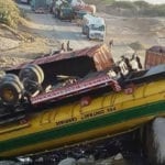 ملیر ندی لنک روڈ پر حادثات، آئل ٹینکرز مالکان نے احتجاجاً ٹینکرز کھڑے کرنے کا اعلان کردیا