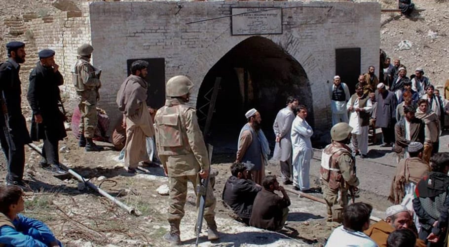 بولان میں مچھ کوئلہ فیلڈ کے مزدوروں پر فائرنگ، 6 افراد جاں بحق، متعدد زخمی