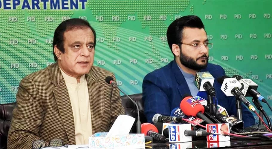 پیپلز پارٹی، مسلم لیگ (ن) فارن فنڈنگ کیس میں ریکارڈ پیش نہیں کررہیں، شبلی فراز