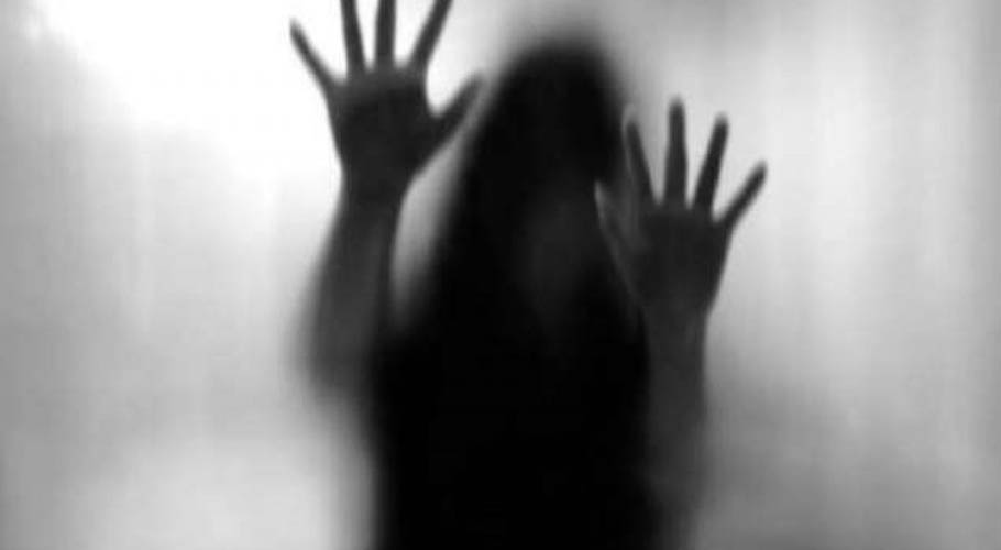 لاہور میں نوکری کا جھانسہ دے کر ڈاکٹر نے نرس کی عزت لوٹ لی