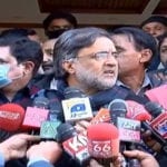 امیدکرتےہیں عظمت سعید خود ہی براڈشیٹ کیس سے الگ ہو جائیں گے،قمرزمان کائرہ