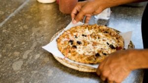 Naan Stop pizza naan