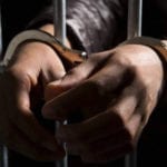 کراچی: گھگر پھاٹک کے قریب شہری کو لوٹ کر فرار ہونے والے 4 ڈاکو گرفتار