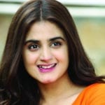 ویلنٹائن ڈے: اداکارہ حرا مانی نے ملازمہ کے ساتھ تصویر شیئر کردی، مداح برہم