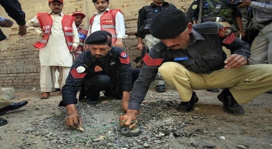 سبی میں یومِ یکجہتئ کشمیر ریلی پر دستی بم سے حملہ، 16 افراد زخمی ہوگئے