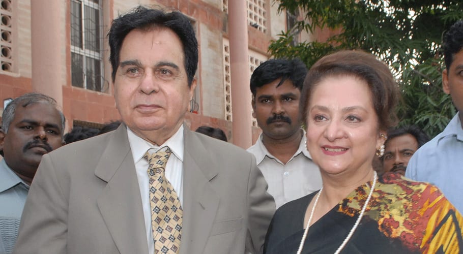 دلیپ کمار اپنا آبائی گھر پشاور کے عوام کو تحفے میں پیش کرنا چاہتے تھے۔بھتیجے کا دعویٰ