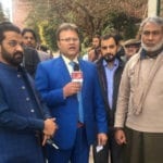 اسلام آباد میں نیشنل سیونگ سینٹر کے ملازمین کا احتجاج، 374 برانچز میں کام بند