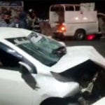 کراچی: شرافی گوٹھ میں تیز رفتار گاڑی رینجرز موبائل سے ٹکرا گئی، 1 اہلکار شہید