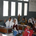 کورونا کا خوف، پنجاب کے2اضلاع میں سرکاری اسکولوں سے40 ہزار بچے تعلیم چھوڑ گئے