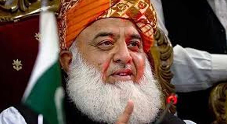 جے یو آئی (ف) کے سربراہ مولانا فضل الرحمان 6 روزہ دورے پر کراچی پہنچ گئے