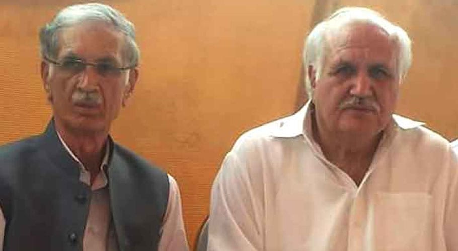 وزیر اعلیٰ کے پی کے نے صوبائی وزیر لیاقت خٹک کو عہدے سے ہٹا دیا