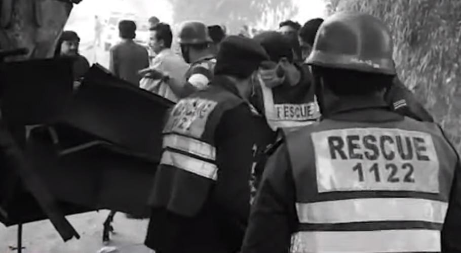 مریدکے، تیزرفتاری کے باعث بس کا ٹریلر سے تصادم، 5 مسافر جاں بحق ہو گئے