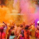ہندو برادری پاکستان سمیت دنیا بھر میں ہولی کا مذہبی تہوار آج منا رہی ہے