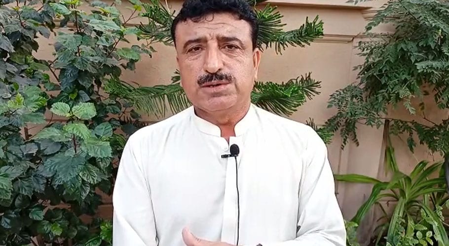تحریک انصاف کا وفادار ہوں، مگر سینیٹ میں ووٹ اپنی مرضی سے دوں گا، کریم بخش گبول