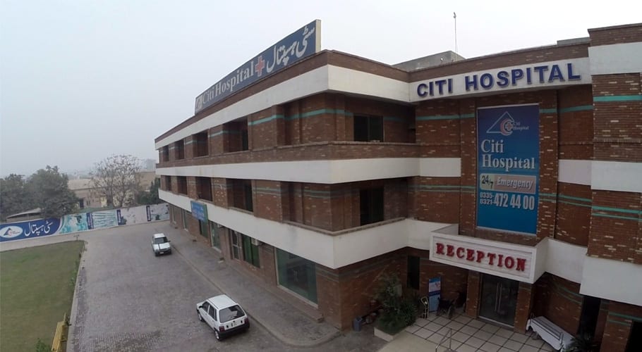 کورونا کیسز میں تشویشناک اضافہ، حکومت نے لاہور میں ہیلتھ ایمرجنسی نافذ کردی