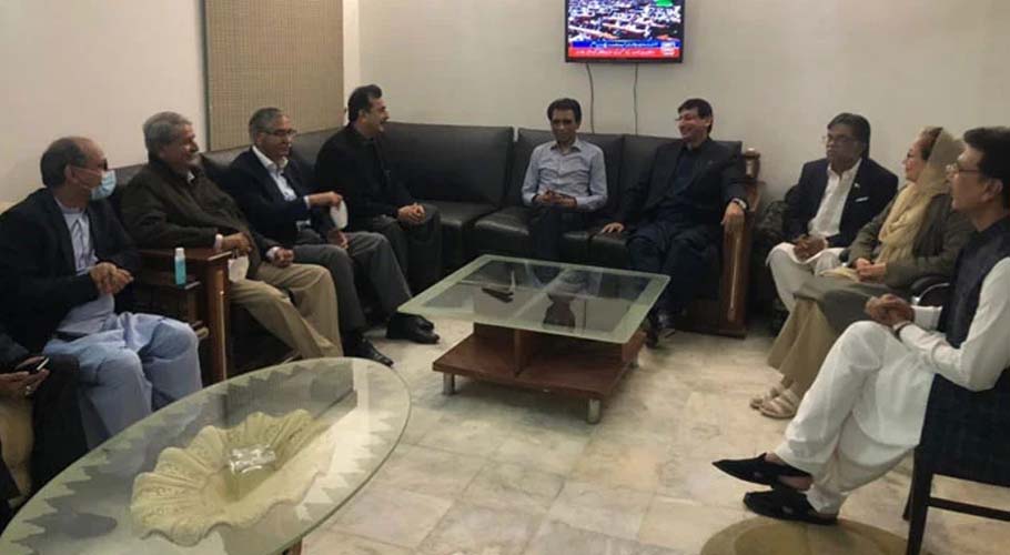 پیپلز پارٹی نے یوسف رضا گیلانی کی حمایت کے بدلے ایم کیو ایم کو بڑی پیشکش کردی