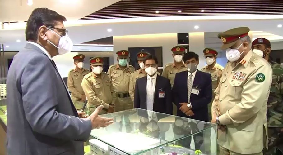 آرمی چیف کا فوجی فاؤنڈیشن ہیڈ کوارٹرز کا دورہ، 100بسترکے ہسپتال کا افتتاح