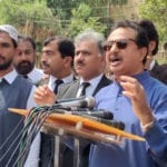 پیپلزپارٹی نے سندھ میں صرف تیر چلائے،عوام کو کچھ نہیں دیا، حلیم عادل شیخ