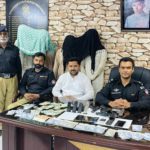 کراچی، ڈکیتی میں مزاحمت پر بچوں کے سامنے باپ کو قتل کرنے والا ڈکیت گروہ گرفتار
