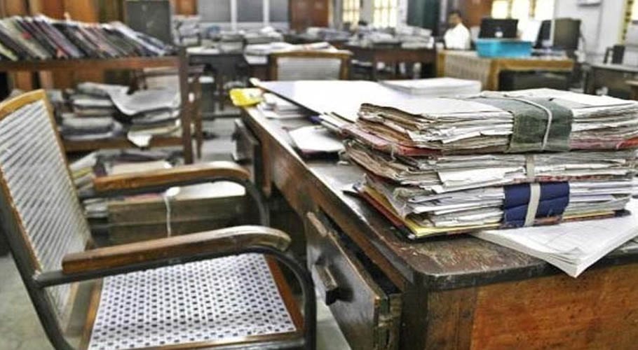 سندھ حکومت نے مختلف محکموں کے سیکریٹریز و افسران کے تقرر تبادلے کردئیے