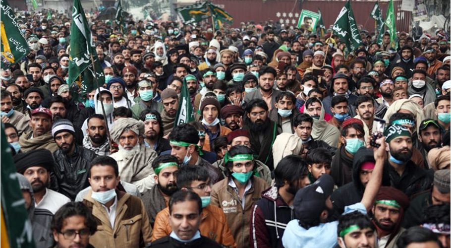 Protests of banned TLP end across country, sit-in continues in Lahore